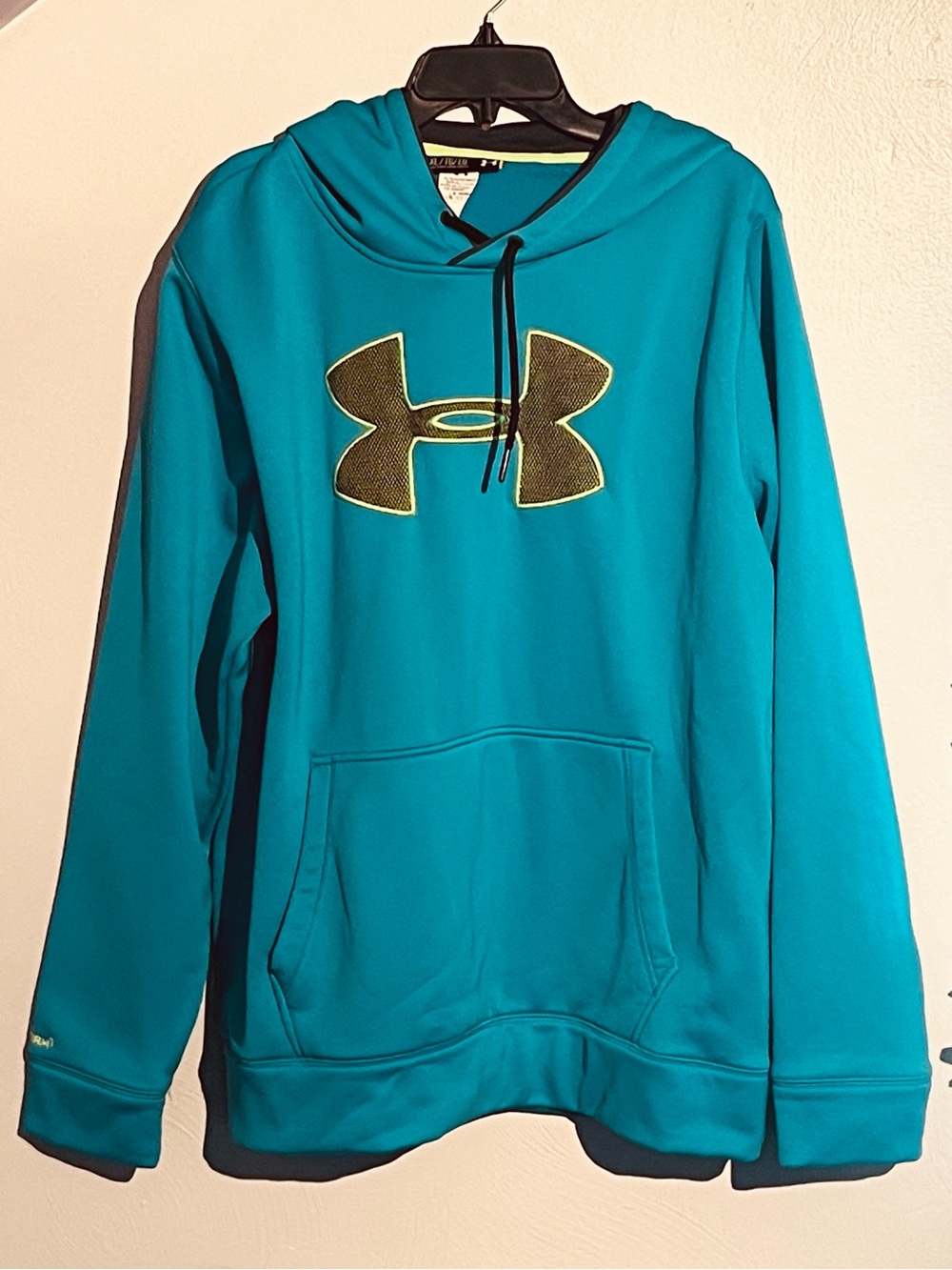 Under Armour Teal Hoodie with Neon embroidered logo x-large